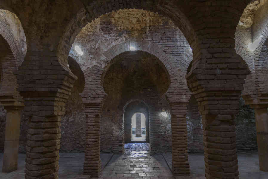 Málaga - Ronda 059 - Baños Árabes.jpg